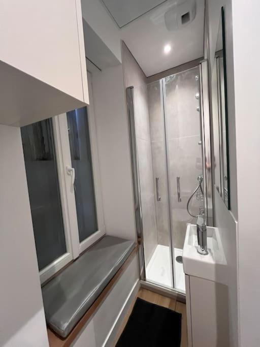 Studio Melun Peaceful Area 5 Min To Train Station Extérieur photo