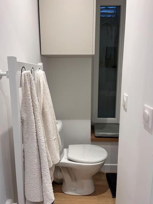 Studio Melun Peaceful Area 5 Min To Train Station Extérieur photo